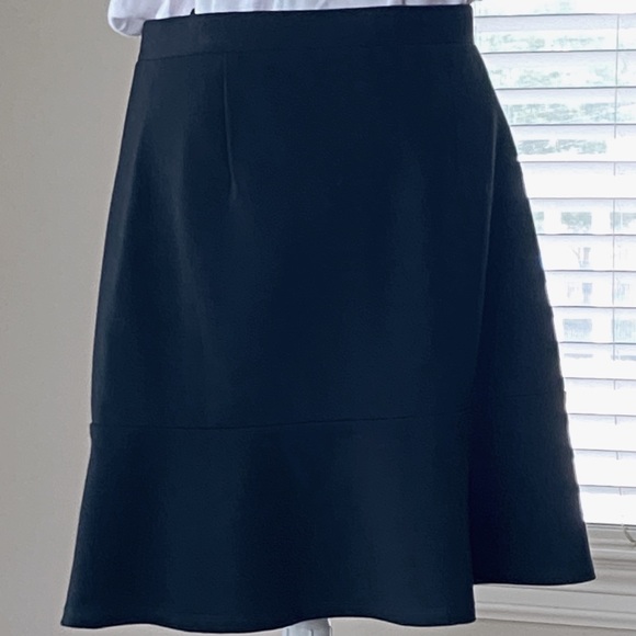 Mini skirt from LOFT - Picture 3 of 5